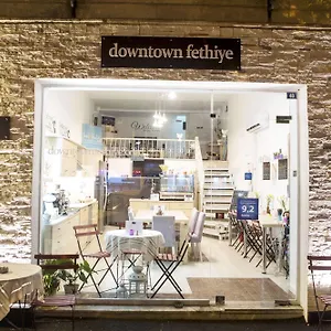 downtown-fethiye-hostel-and-rooms.turkeyfethiyehotels.com/